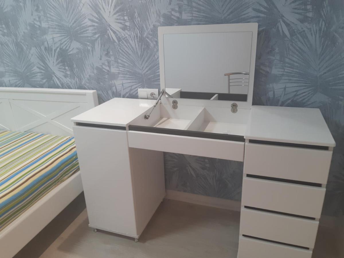 Apartment Near Stadio Metalist Charkiv Esterno foto